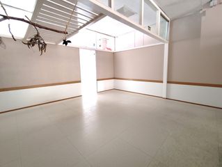Lloguer Oficina a Barri del Centre. Amplias oficinas en el centro