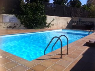 Alquiler Casa en Viladecavalls. Casa con piscina comunitaria
