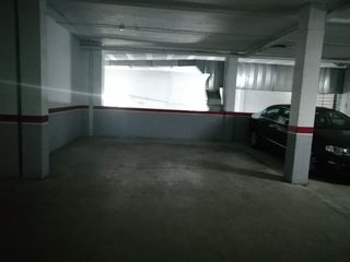 Affitto Posto auto in Carrer priorat, 22. Parquing
