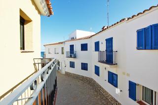 Semi detached house  Tipic pescador del