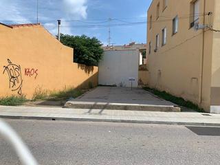 Terrain résidentiel à De l'estació 44. Parcela de 104 metros,