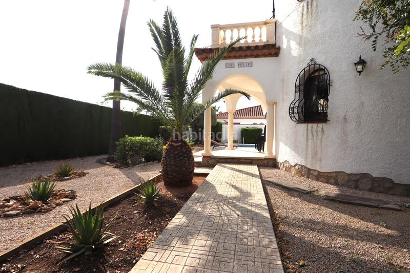 Foto a3c8e543-f19e-4ea1-9878-47ef19a2a739. Xalet amb calefacció aparcament piscina a Platja de Mont-roig Mont-roig del Camp