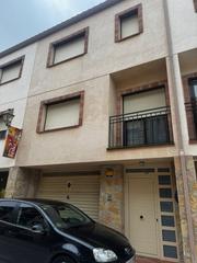 Maison jumelée  De les escoles. Adosado tres dormitorios en masboquera