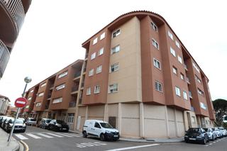 Apartament  De l'estació. Piso con piscina en lhospitalet de linfant