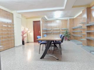 Lloguer Oficina a Plaza Crevillente - Antiguos Juzgados - El Asilo. Junto sector quinto oficinas con entrada independiente