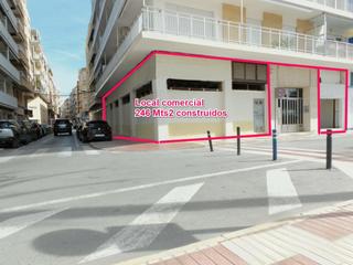 Business premise in Avenida alc francisco conejero ba 1. Hola soy el mejor local de playa levante, y busco un emprendedor