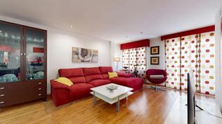 Appartement  Calle cristobal sanz. Lujo y confort en el centro de elche  vivienda y plaza de garaje