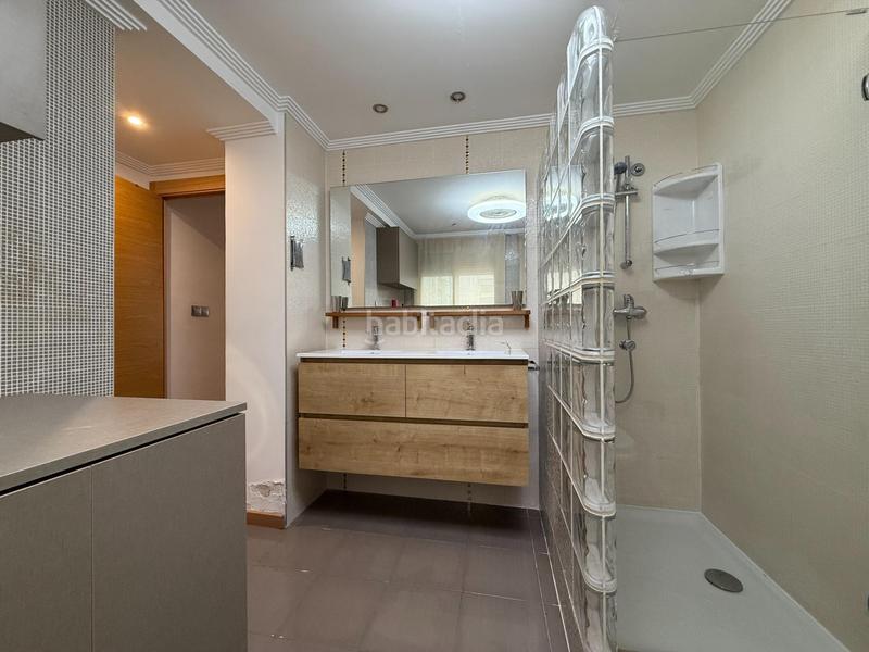 Foto d387ce61-3514-4500-a102-d90785e5175d. Piso lujo y confort en el centro de elche vivienda y plaza de garaje en Elche / Elx