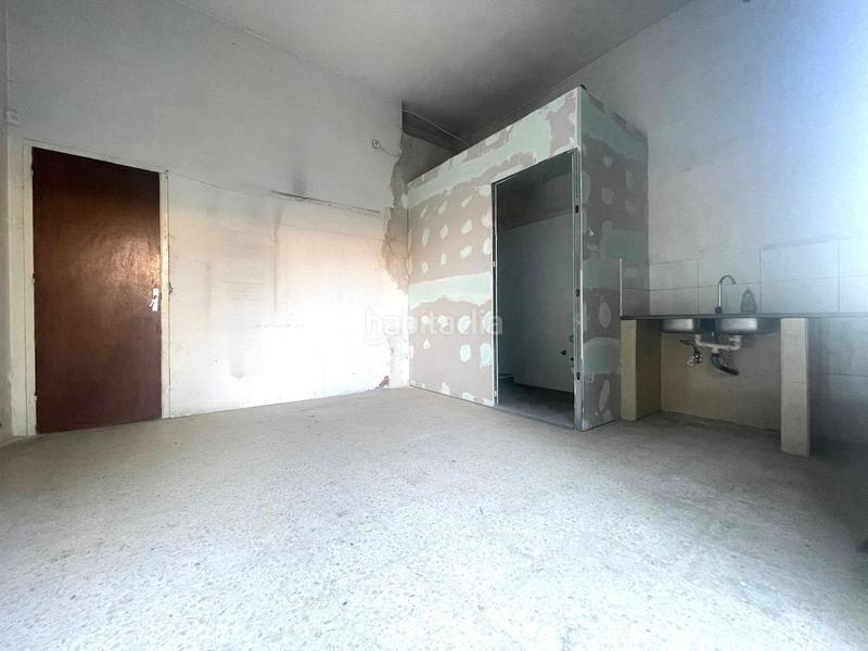 Foto 88805496-82da-40b8-811a-e55092e27e4e. Lloguer local comercial a Can monic Granollers