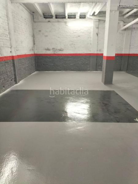 Foto 192cbe57-040c-479d-b543-6702f655a026. Location parking moto dans paseo cristòfol colom 24 dans Granollers