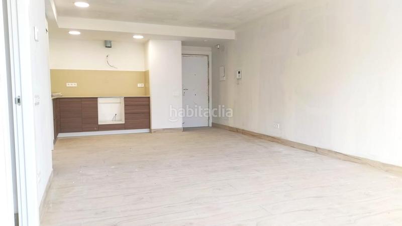 Foto 866b9106-badf-40d9-a52e-b08b12caa432. Flat with heating parking in Centre Granollers