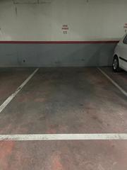 Lloguer Aparcament cotxe a Carrer carrer del poeta joan maragall, 9 9. Parking para coche, suv... en el centro de montmeló