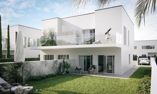 Casa aparellada a Passeig passeig de sant valria 68. Promocin de casa a tres vientos de obra nueva en lli d amunt