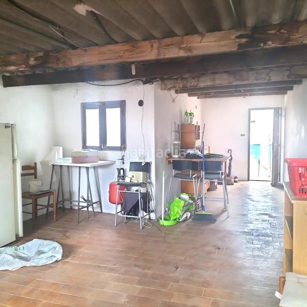 Foto 07e9dde4-70c2-449e-98df-237749f62786. Maison jumelée avec parking dans Sant miquel Granollers