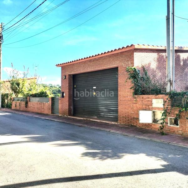 Foto 5d31abed-622c-4323-944c-82c904a6a982. Haus mit parking in Can Massuet del Far Dosrius