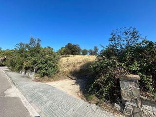 Terreno residencial  Carrer cedre. Dos parcelas de 1650m2 totales en zona can vilardeb�