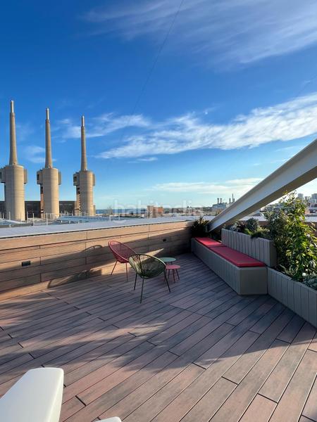 Foto f9b2b1fd-f836-48de-aabe-04c4e3a6c521. Lloguer oficina a avenida del maresme 44 a El Remei Badalona