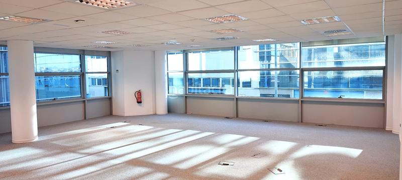 Foto e76851f8-87c8-4b08-a3ae-85b02516029d. Rent office space in avenida del maresme 44 in El Remei Badalona