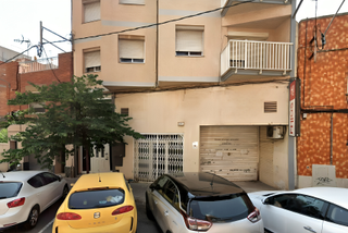 Local commercial  Carrer mossèn antoni solanas. Oportunidad de inversión. espectacular local comercial de 786,40