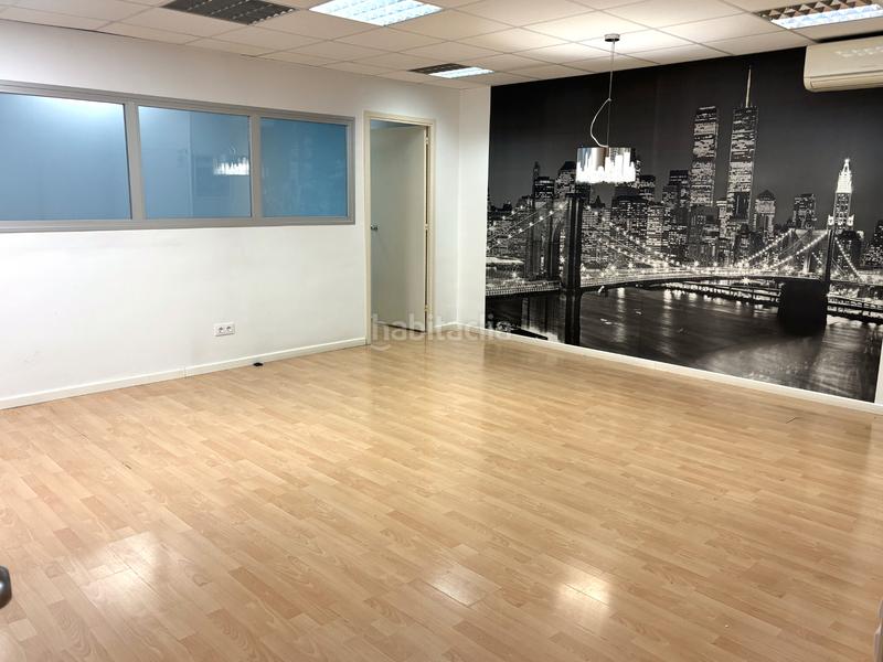 Foto 817b04fd-6f8b-4a62-85b9-63a96ea5d131. Locale commerciale in Can Calders Sant Feliu de Llobregat