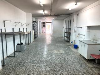 Locale commerciale  Carrer de joaquim monmany. Oportunidad. local comercial de 85 m²
