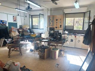 Geschäftsraum  Avinguda de can serra. Estupendo local de 90 m² todo exterior y muy luminoso