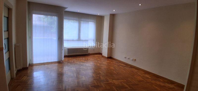 Foto ef38d280-47e6-4fed-80fd-bd7ac8c0a07a. Piso en Creu Alta Sabadell