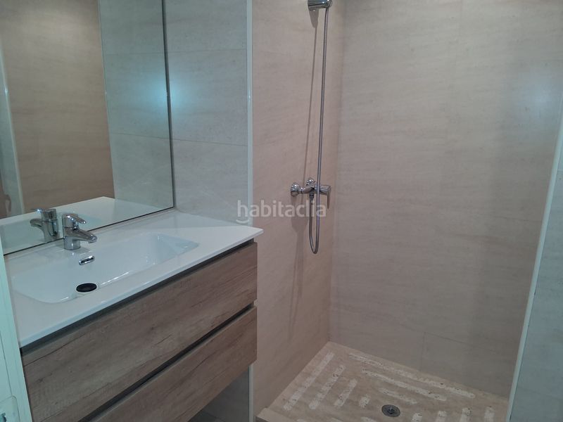 Foto f5bb41e9-c2f2-47ba-867d-36438e29392c. Piso en Creu Alta Sabadell