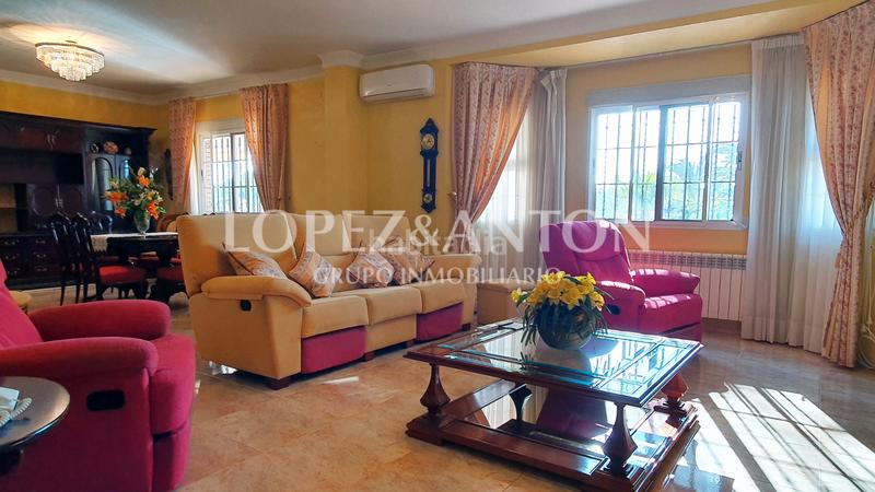 Foto 496db4ac-8029-4adc-8e3e-a548758552d7. Chalet mit heizung parking pool in Entrepinos Eliana (l´)