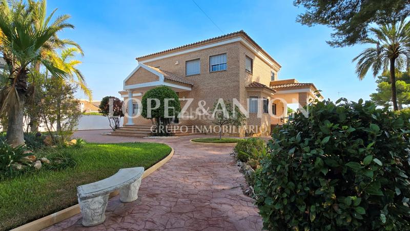 Foto 811c0073-7d4f-4aed-ad65-649003013553. Chalet mit heizung parking pool in Entrepinos Eliana (l´)