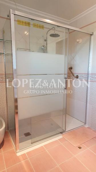 Foto ef62523f-b318-4827-ab17-a7232072d638. Chalet mit heizung parking pool in Entrepinos Eliana (l´)