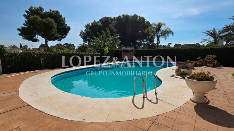 Foto 0bca49cd-0b43-4778-995c-d7831780e3cc. Chalet with heating parking pool in Entrepinos Eliana (l´)