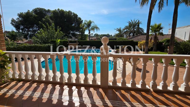 Foto 105aa65b-0030-4b4d-84ac-94a9e768cb9f. Chalet avec chauffage parking piscine dans Entrepinos Eliana (l´)