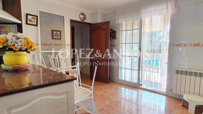 Foto 1aad33a1-1c3e-4cf9-bfb4-3763e3652afc. Chalet avec chauffage parking piscine dans Entrepinos Eliana (l´)