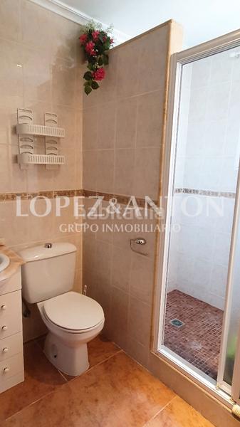 Foto a1ab0462-f057-4693-8fe5-af57b2b5367a. Chalet con riscaldamento parcheggio piscina in Entrepinos Eliana (l´)