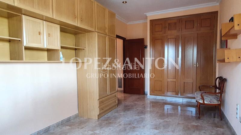 Foto a1facf84-930f-408b-8c6f-197b3570117c. Chalet con riscaldamento parcheggio piscina in Entrepinos Eliana (l´)