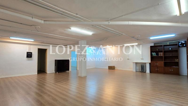 Foto d2227096-edb5-4113-9daa-e903066a02aa. Chalet con riscaldamento parcheggio piscina in Entrepinos Eliana (l´)