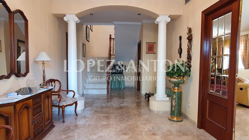 Foto e399c7db-9eda-4f1f-85cf-873dfc14125a. Chalet con riscaldamento parcheggio piscina in Entrepinos Eliana (l´)