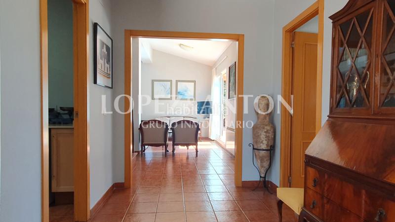 Foto 762d3e13-e457-4c27-9087-731c897fe6dd. Xalet amb calefacció aparcament piscina a Montealegre Eliana (l´)