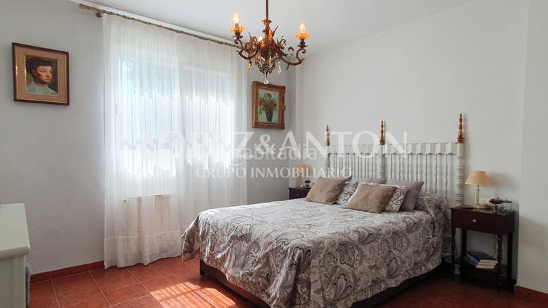 Foto 89f84638-100b-4449-82ee-14d02e93638f. Xalet amb calefacció aparcament piscina a Montealegre Eliana (l´)