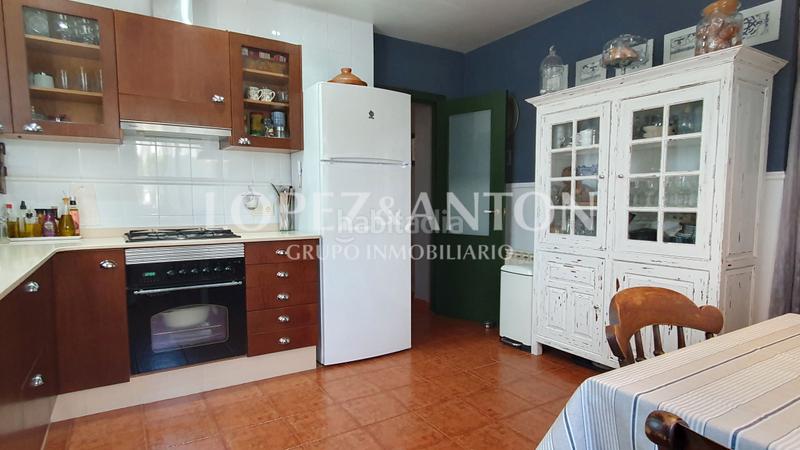 Foto ea53e176-57f4-40bb-963d-edad4730bd9a. Xalet amb calefacció aparcament piscina a Montealegre Eliana (l´)
