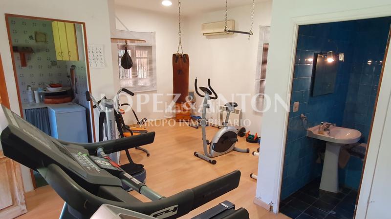 Foto fee4229e-e264-4663-ae0b-c9f25826fa7f. Xalet amb calefacció aparcament piscina a Montealegre Eliana (l´)
