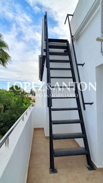 Foto 2eed878a-a4c0-4c2e-88c8-84d7e2ffbc80. Chalet avec chauffage parking piscine dans El Carme-Sant Agustí-Bonavista Eliana (l´)