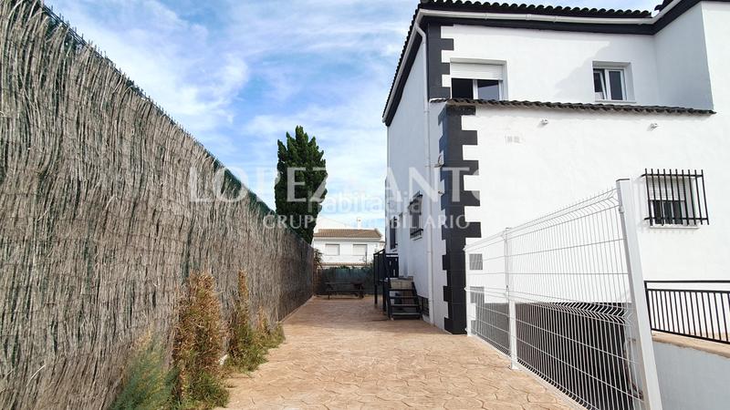 Foto 8eb39b80-c9c6-4174-8469-24e619bac608. Xalet amb calefacció aparcament piscina a El Carme-Sant Agustí-Bonavista Eliana (l´)