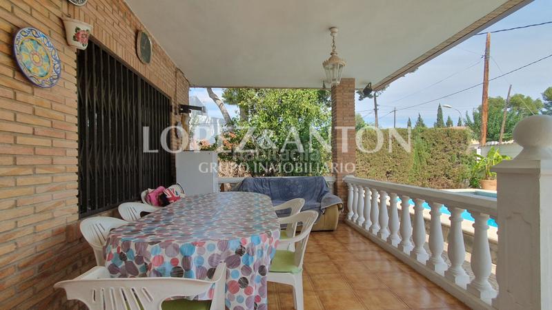 Foto b40d512a-3df6-4251-b248-2506079303f7. Chalet mit parking pool in Montesol Eliana (l´)