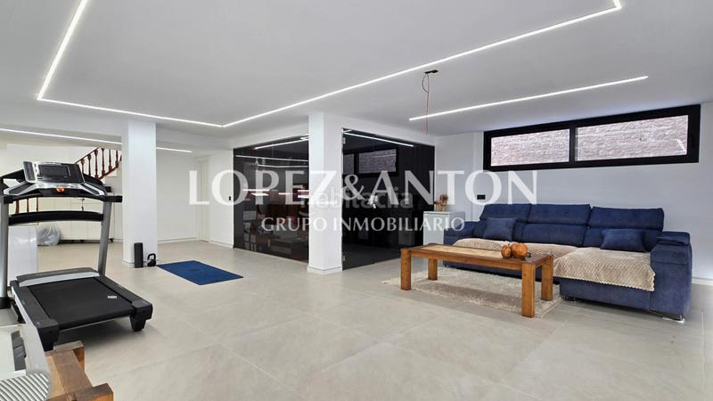 Foto 989ef905-a922-4a38-b684-0cc86fd1a6f7. Chalet mit heizung parking pool in El Paraíso-Los Almendros Eliana (l´)