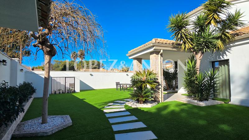 Foto 03d235ac-c117-4373-b267-fc3cd7a7a272. Chalet with heating parking pool in El Paraíso-Los Almendros Eliana (l´)