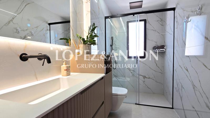 Foto 6d8869e8-53d6-4f6a-8f0a-521c3a383e41. Chalet with heating parking pool in El Paraíso-Los Almendros Eliana (l´)