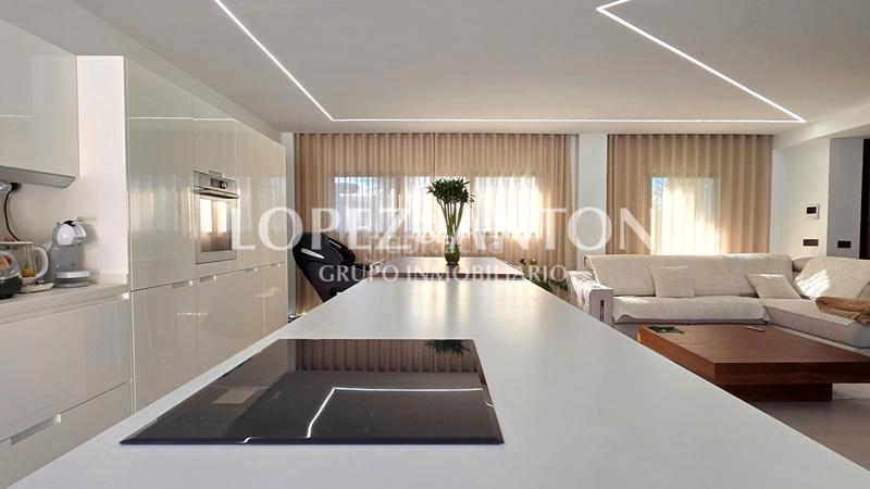 Foto a2b3cef2-4b6b-411a-9ca7-7d85429e4a87. Chalet with heating parking pool in El Paraíso-Los Almendros Eliana (l´)