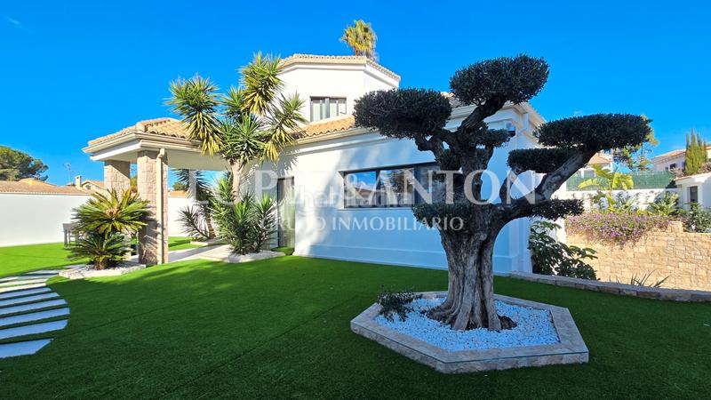 Foto 4c39ea25-17cb-4d39-acb5-8750aae45043. Chalet con riscaldamento parcheggio piscina in El Paraíso-Los Almendros Eliana (l´)